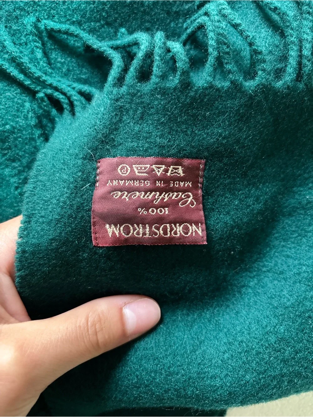 100% Green Cashmere Scarf